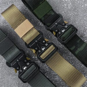 Trois ceinture tactique colorées en nylon pour homme
