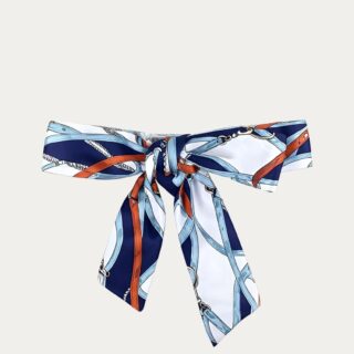 Ceinture en tissu femme à imprimé chic bleue sur fond uni