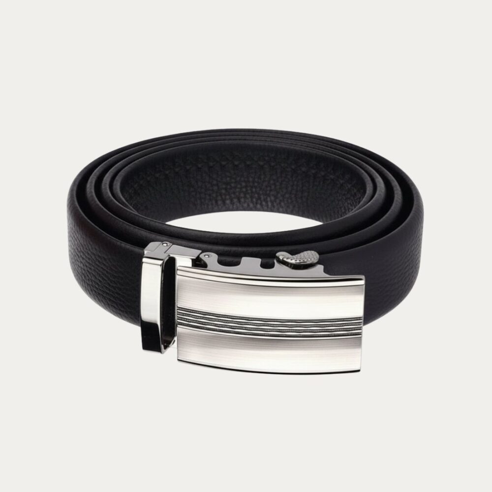 Ceinture cache billet homme à boucle automatique sur fond uni
